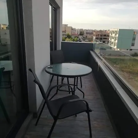 Like דירה Năvodari